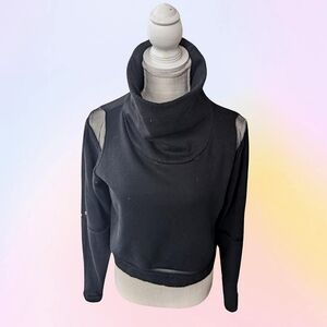 Alo Yoga Black funnel neck sweatshirt, size Medium 🖤